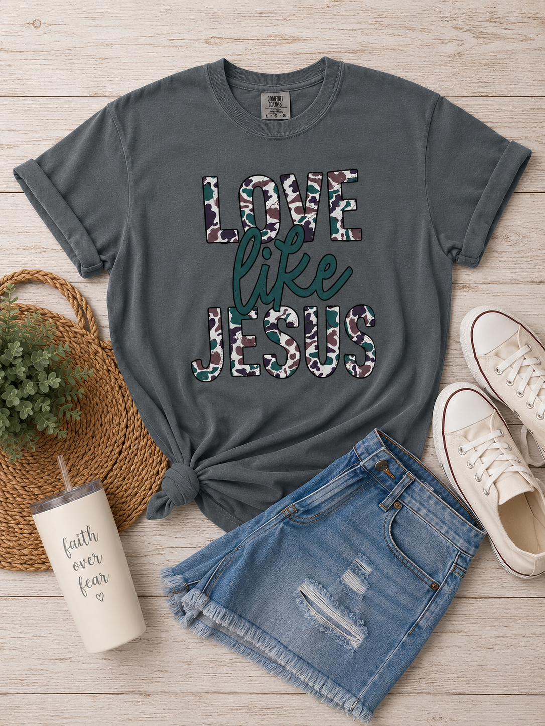 Love Like Jesus Graphic Tee