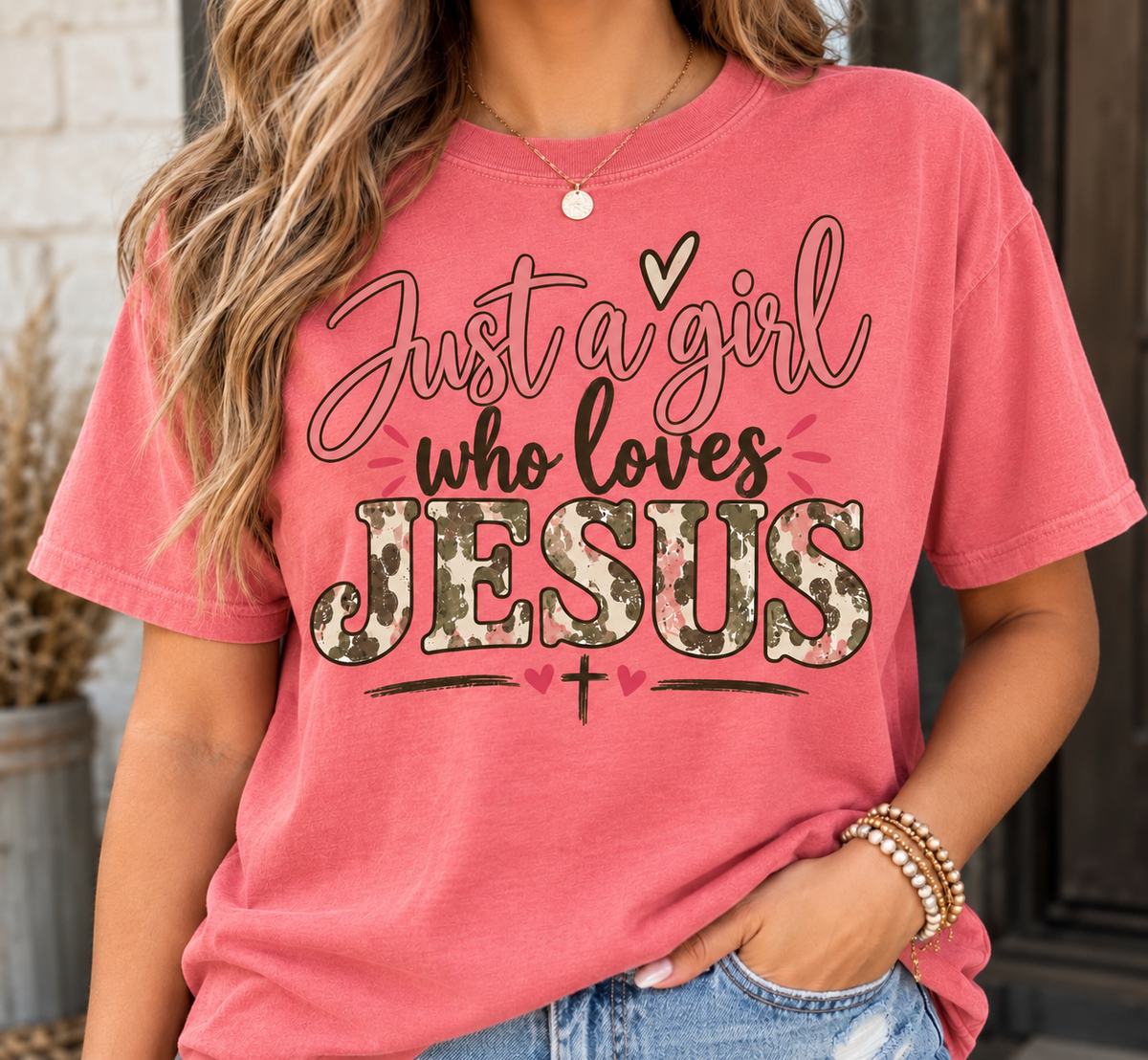 Just a girl who loves Jesus Graphic Tee